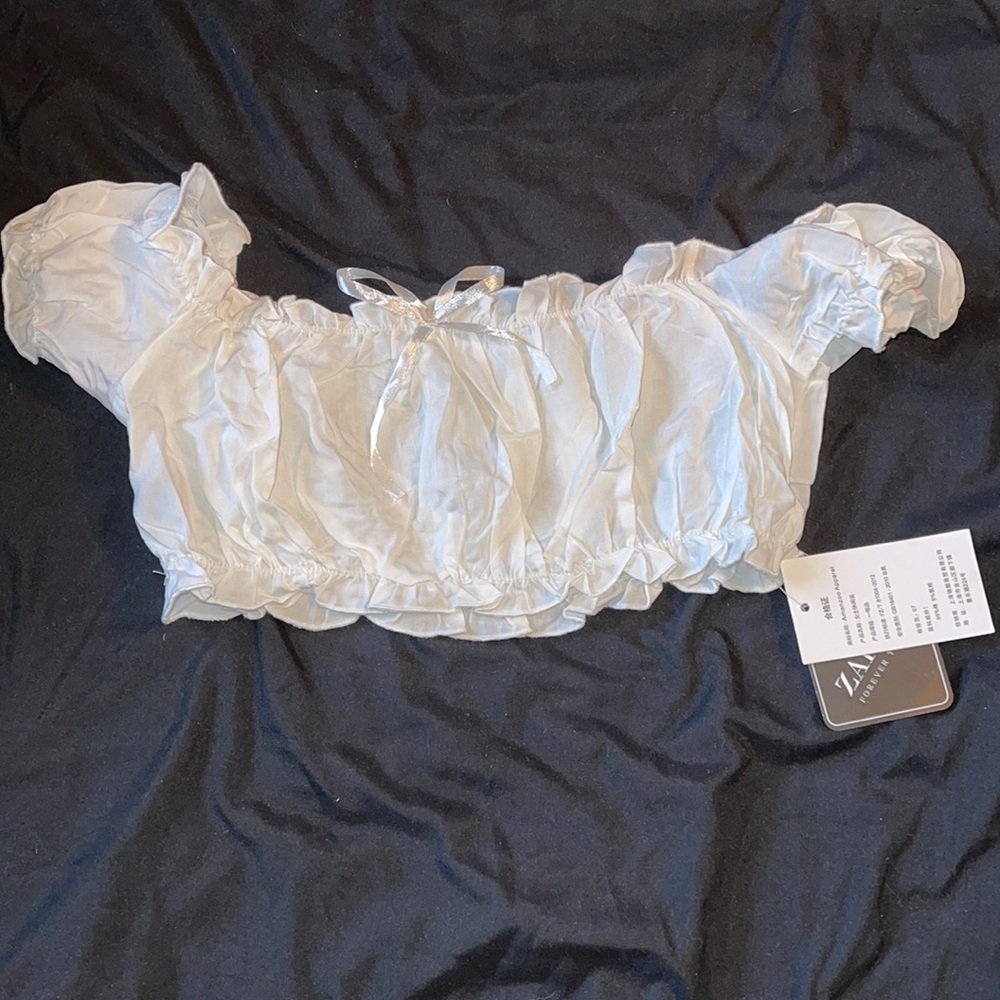 White crop top